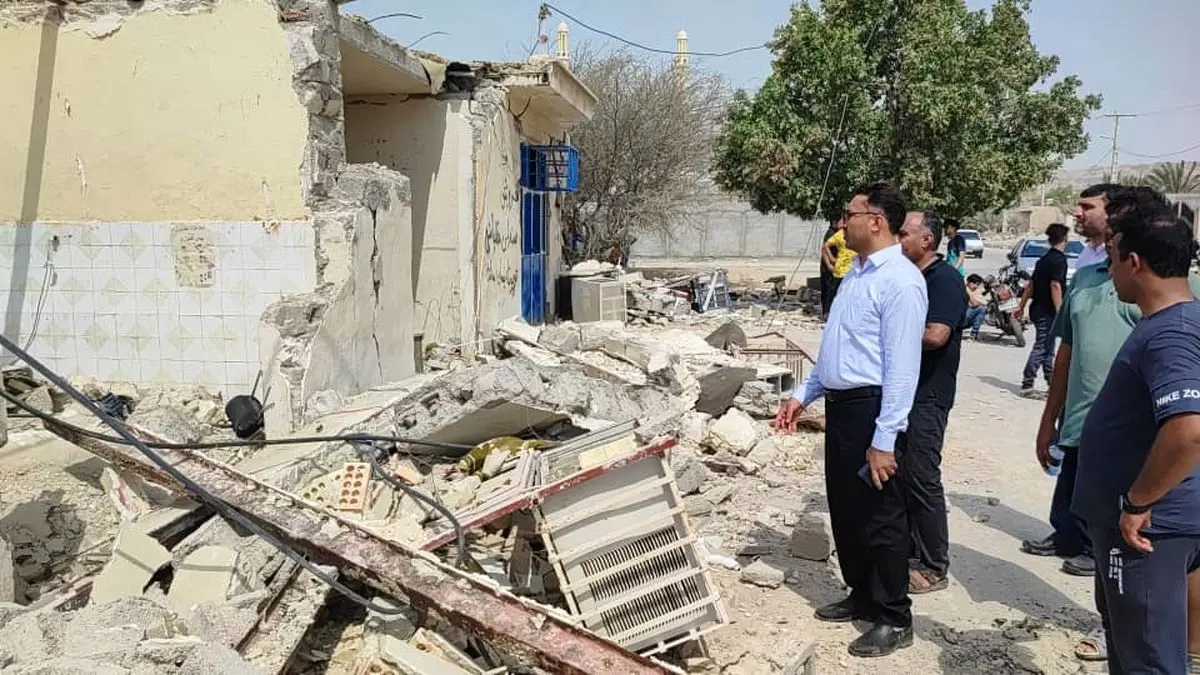 دستورات ویژه ای برای رسیدگی به مشکلات مردم زلزله زده صادر کرد