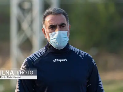 برخورد گرم فکری با سرمربی کشتی آبی پوشان +عکس