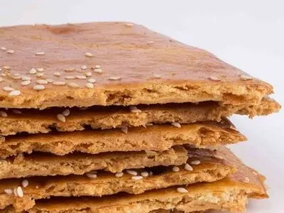 کشف بیش از یک تن نان خشک از یک منزل مسکونی در گناباد 