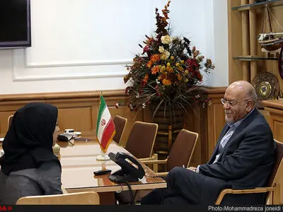 ایرباس ۳۳۰ را ۲۰ میلیون دلار ارزان‌تر خریدیم/ ایران ایر در دوران تحریم پول سوخت را با چمدان حمل می‌کرد/ تاوان خطای ایران ایر در دوران تحریم را مسافران نباید پرداخت می‌کردند 