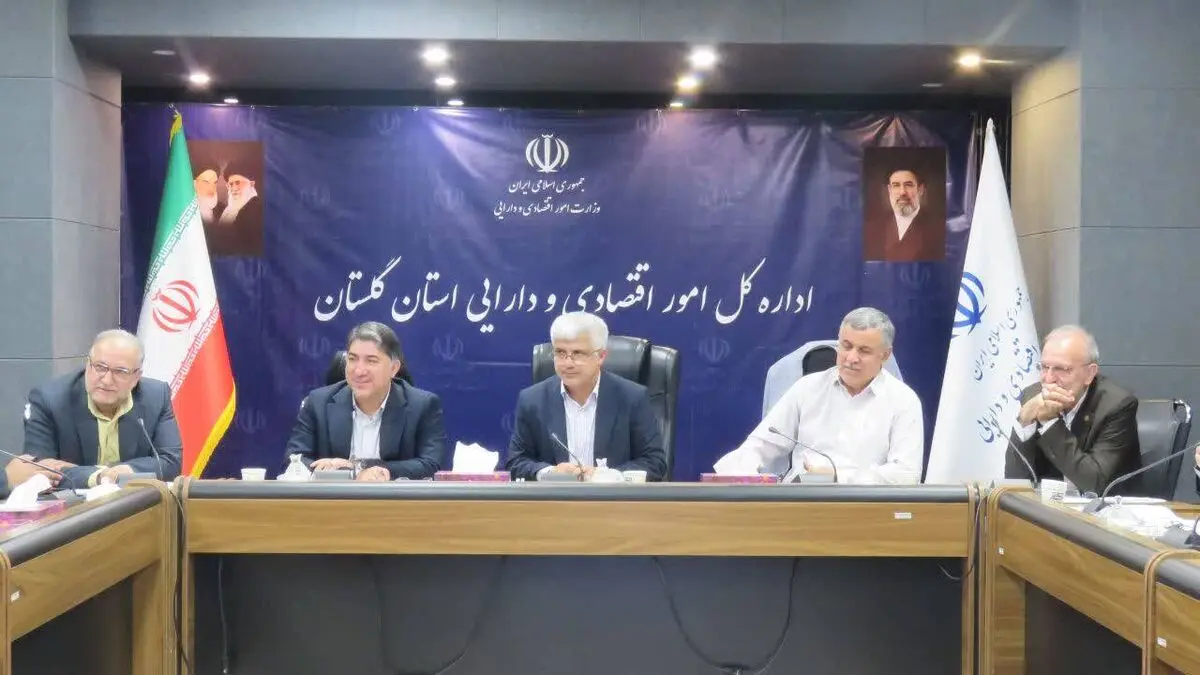 مدیران استان در تهران باید از حق گلستان دفاع کنند