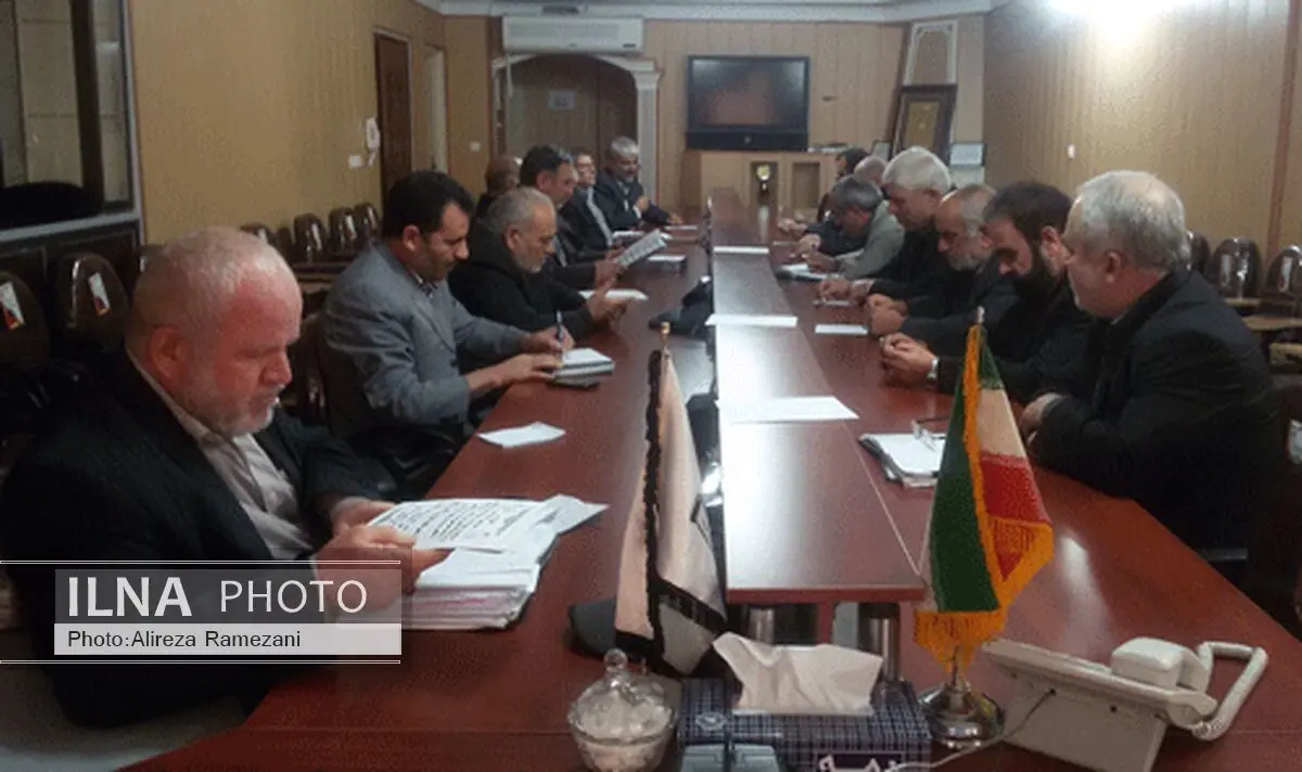 کارگران برای حضور حداکثری در انتخابات تلاش می‌کنند