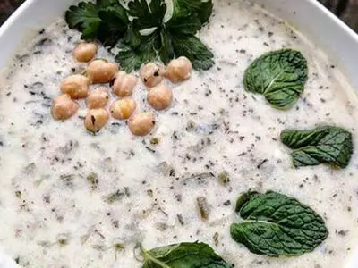 طرز تهیه آش دوغ اردبیلی