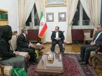 سفیر برزیل در پایان ماموریت خود با عراقچی دیدار کرد