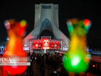 برگزاری سومین سوگواره محرم شهر در میدان آزادی