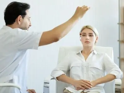 هیپنوتیزم و فواید آن