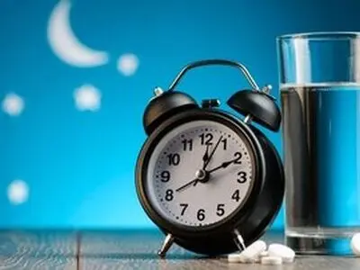 چه کسانی نباید ملاتونین مصرف کنند؟
