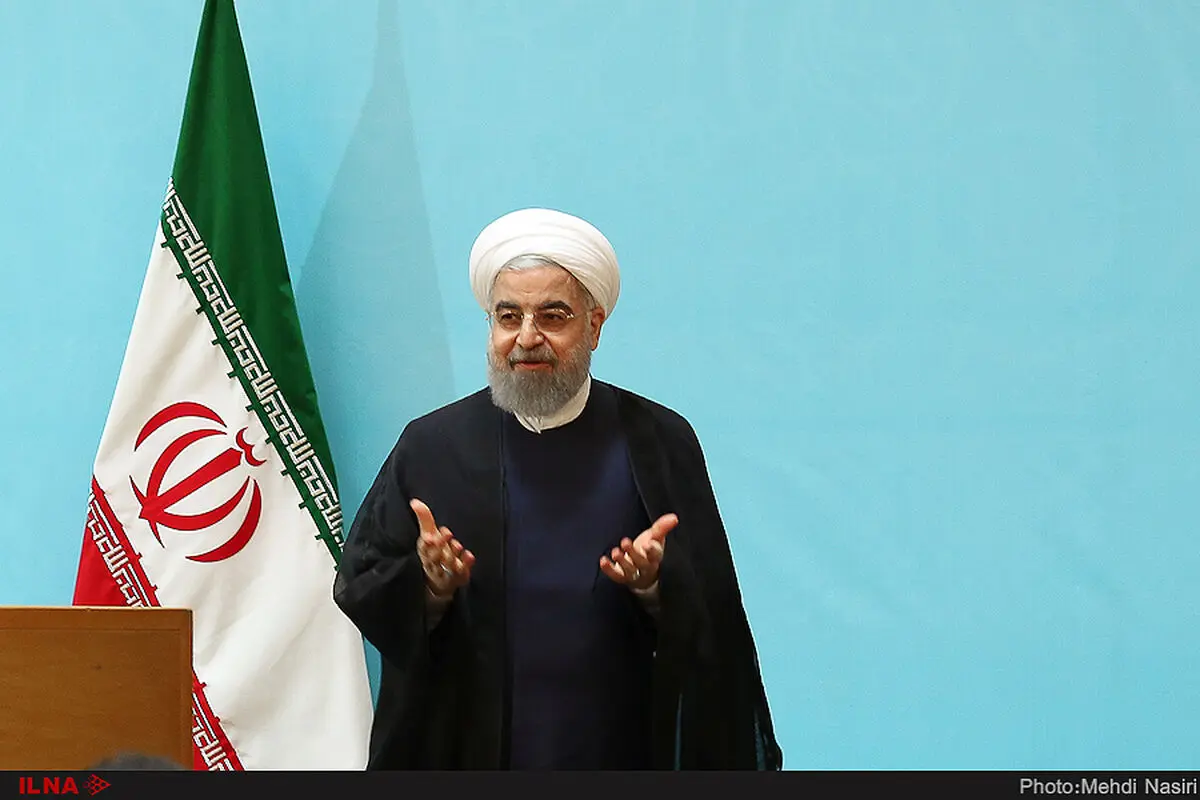 روحانی از محله محروم چاهستانی‌های بندرعباس بازدید کرد