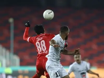 پرسپولیس 2 - ذوب آهن صفر / سه امتیاز حساس در سوز آزادی