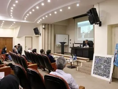 زنده یاد شیرازی پایه گذار و پیشرو در مرمت و پژوهش است
