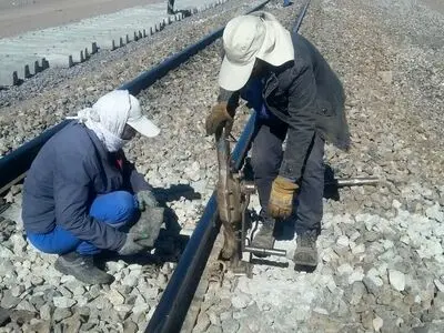 نه لباس کار داریم نه مزایای رفاهی و انگیزشی!