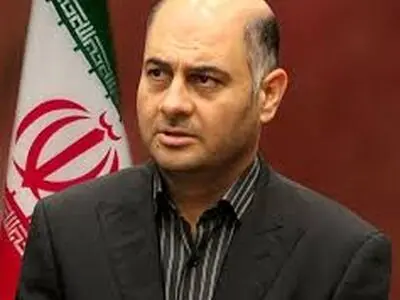 ارگان‌های مختلف در حال ترمیم و شست وشوی شهر هستند/ بیشتر خسارت‌ها به مراکز دولتی و فروشگاه‌های زنجیره‌ای وارد شده است