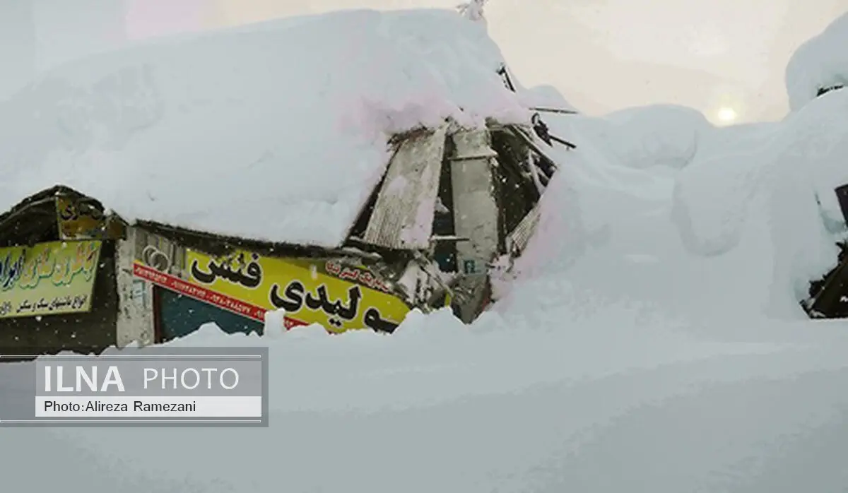 30 اکیپ کمک رسان برق استان مازندران وارد آمل شدند 