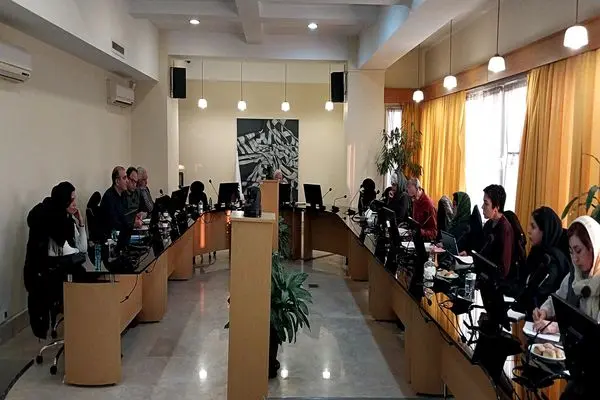 انتقاد تئاتری‌ها از دو وزارتخانه کار و ارشاد/ انجمن‌های صنفی تا دوماه دیگر تعطیل می‌شوند/ هویت و معیشت هنرمندان تئاتر در خطر است