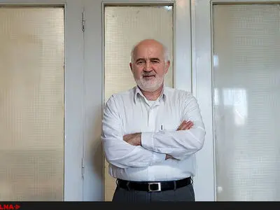 دولت در موضوع فیش‌های حقوقی، عدد و رقم بدهد/ استعفا معنا نمی‌دهد، مدیران باید عزل می‌شدند