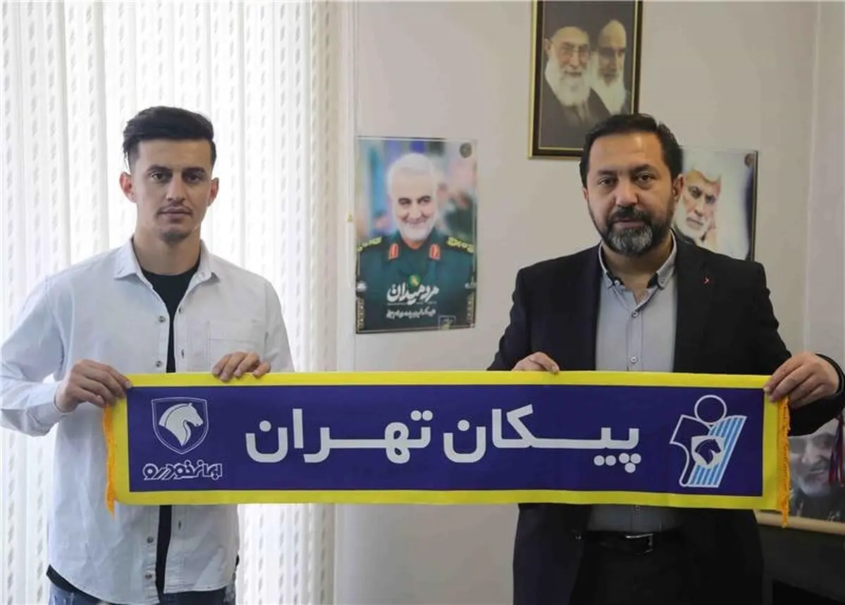 وینگر سابق ذوب آهن به پیکان پیوست