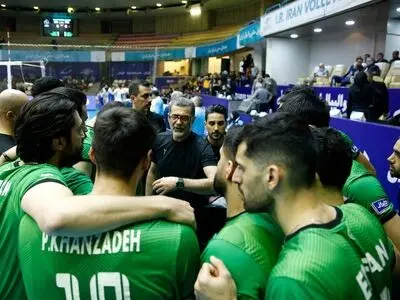 لیگ برتر والیبال| پیکان صفر- هراز آمل 3/ عطایی مُچ اکبری را خواباند