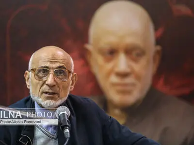 در ادبیات سیاسی ‎آمریکا، دعوت به ‎مذاکره یعنی کشاندن پای میز ‎تسلیم