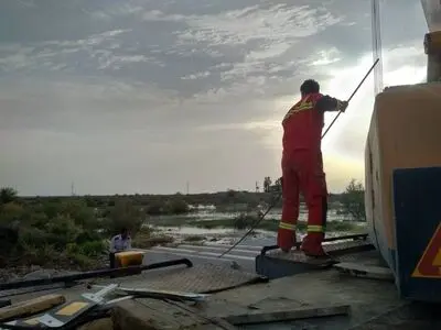 اکیپی جدید از آتش‌نشانان تهرانی وارد خوزستان شد
