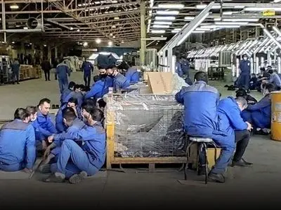 مشکل کمبود برق و گاز در واحدهای تولیدی آذربایجان شرقی ادامه دارد/ مرخصی اجباری کارگران