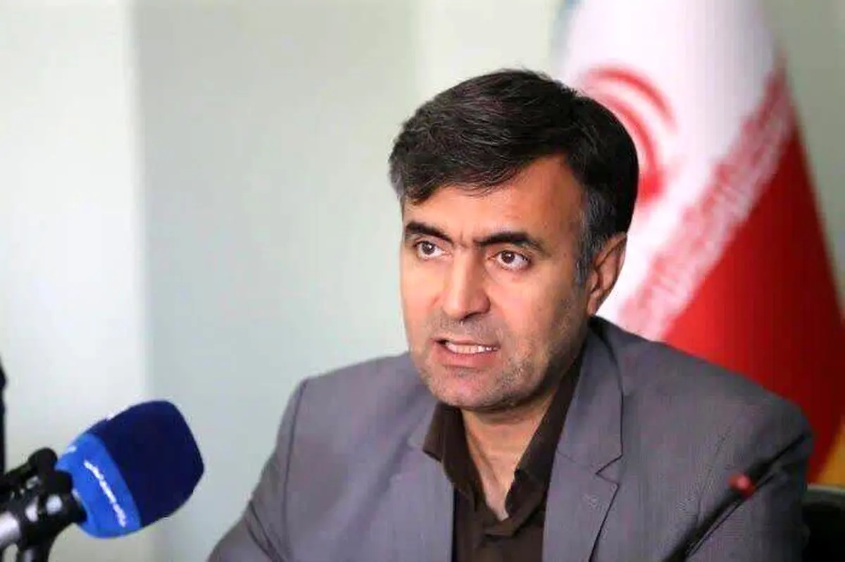احضار و جلب ۲ دختر نوجوان در پی درگیری با بانوی محجبه مقابل یک مرکز تجاری