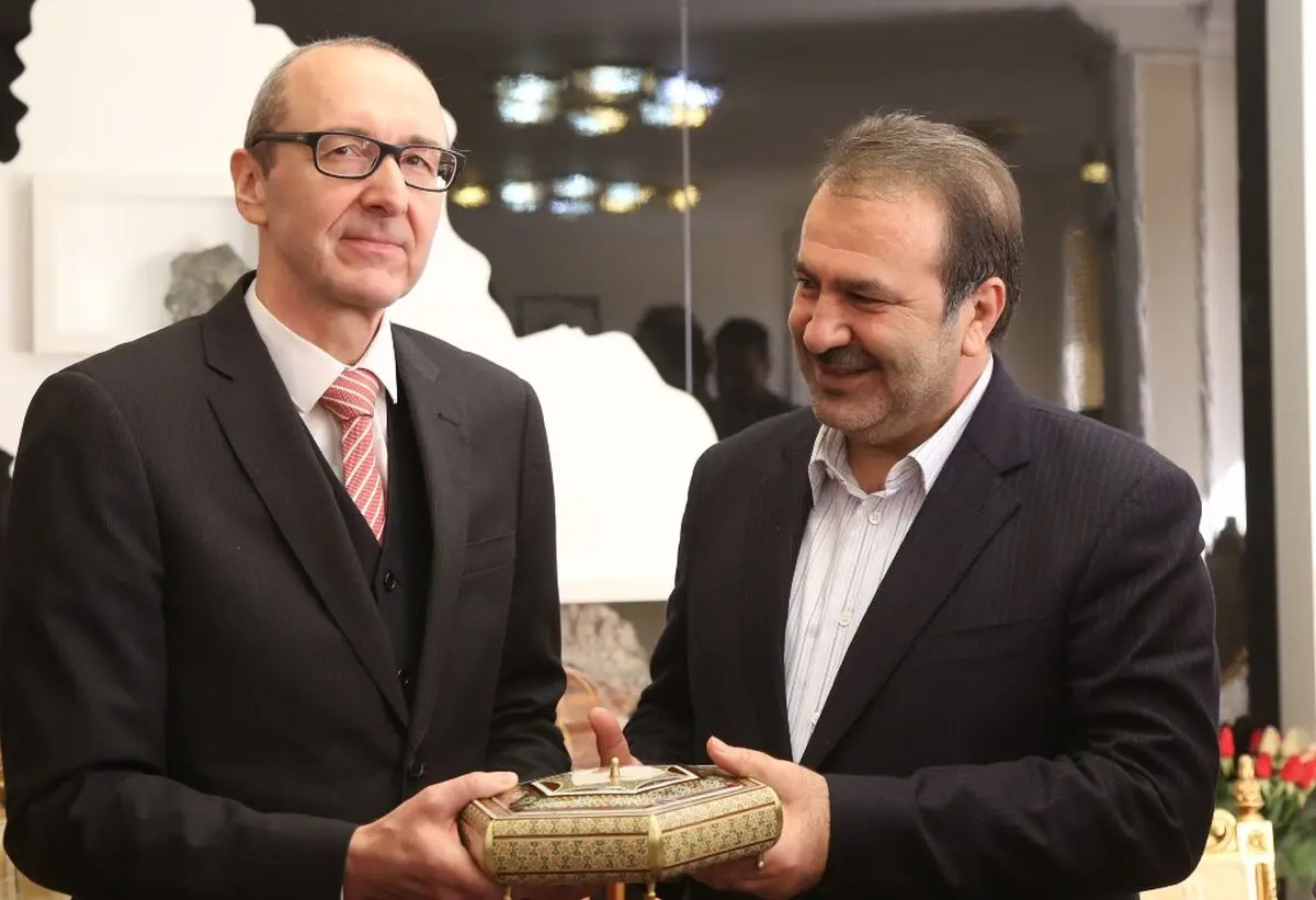 برقراری مجدد پرواز شیراز - وین از مقدمات توسعه روابط دو جانبه است/ ایران همواره کشوری صلح طلب در عرصه بین المللی بوده است