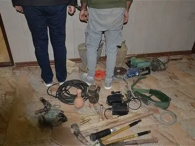 دستگیری باند حفاران غیرمجاز در فریمان