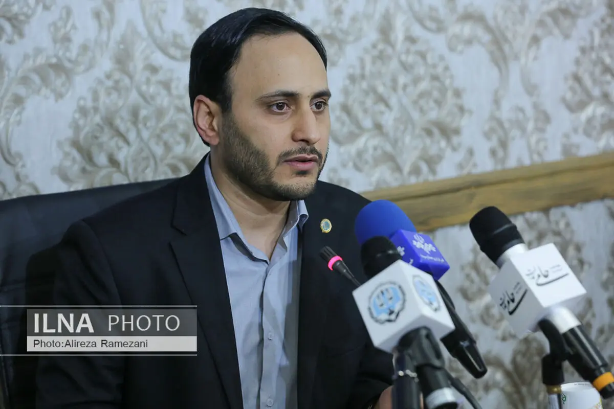 پاسخگویی وظیفه مسئولان است