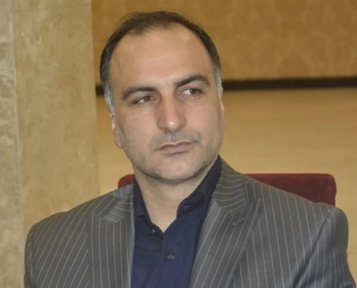 آنجفی: خطیبی از تصمیمش صرف نظر کند / انتظار چنین رفتاری را نداشتیم