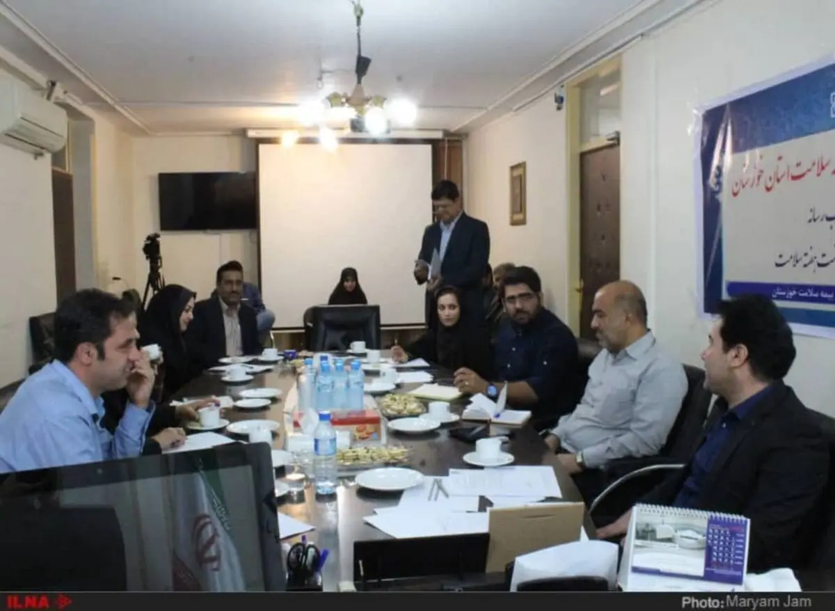 صنایع آلاینده بلای جان سلامت خوزستانی‌ها/ همپوشانی بیمه‌ها یکی از معضلات جدی ما است