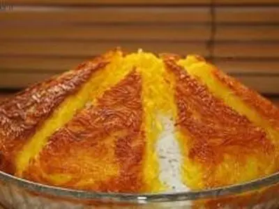 طرز تهیه ته دیگ ماست و تخم مرغ مجلسی