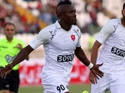 واکنش باشگاه پرسپولیس به خبر جدایی گادوین منشا و کم شدن آمار تماشاگران