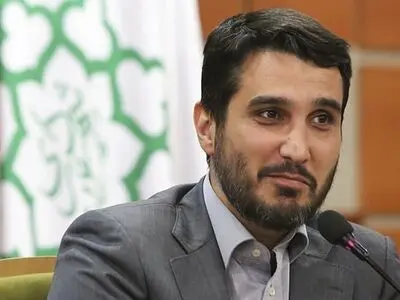طبقاتی کردن اتوبان همت خطاست/ شهرداری منابع کافی برای اجرای پروژه‌های اولویت‌دار را دارد