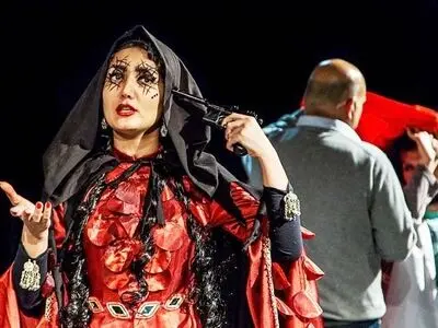 میرزارضای کرمانی بعد از قتل ناصرالدین شاه با "جن" خودش روبرو می‌شود