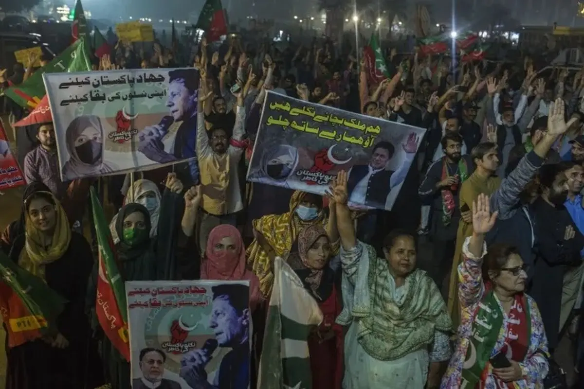 فراخوان عمران خان برای برگزاری تجمع هوادارانش در اسلام‌آباد
