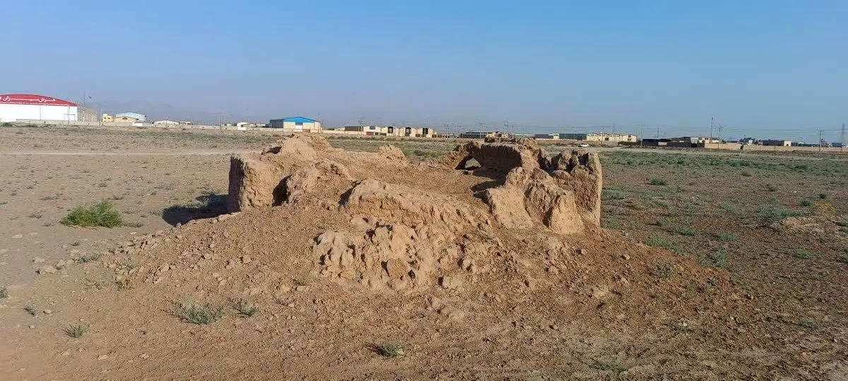 «عشقآباد» پشتِبام یک شهر باستانی مدفون شده/ چشم طمع شهرداری نوشآباد به محوطه دستنخورده عشقآباد برای ساخت شهرک صنعتی!