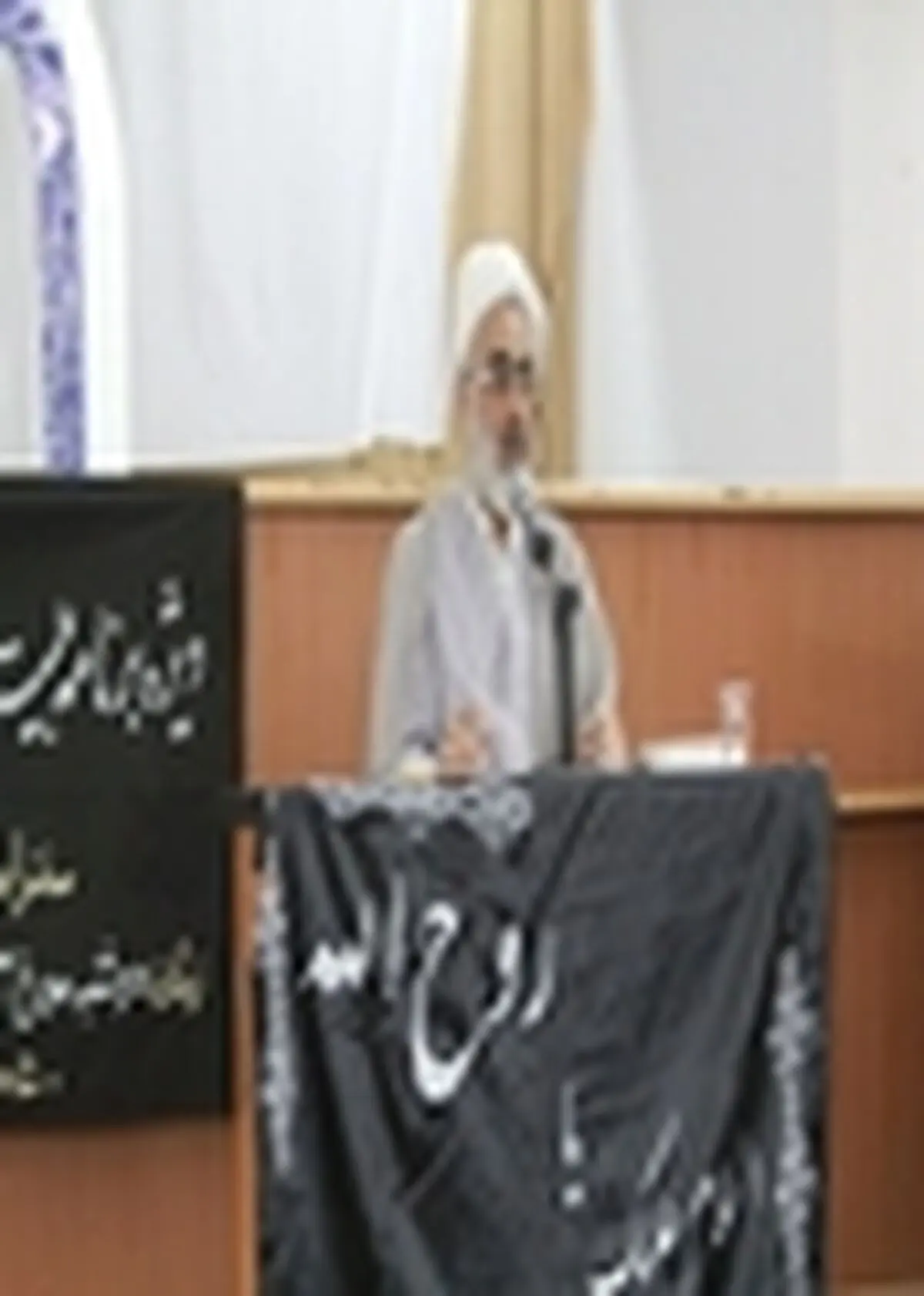 امام(ره) روحیه خود باوری وغرور ملی ما را زنده کرد