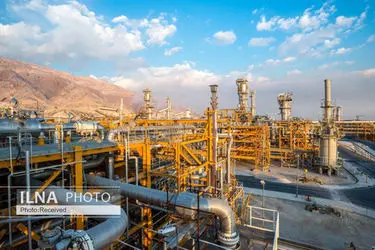 کاهش 70 درصدی درآمد فروش نفت در لایحه بودجه 1405