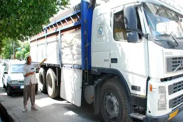 اجرای آزمایشی طرح هوشمندسازی حمل‌ونقل آرد در استان مرکزی آغاز شد