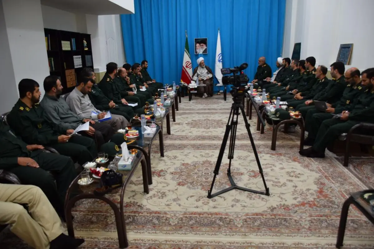 بصیرت افزاییِ به موقع از کارکردهای سپاه است/ وحدت رویه در برنامه های فرهنگی گیلان لحاظ شود