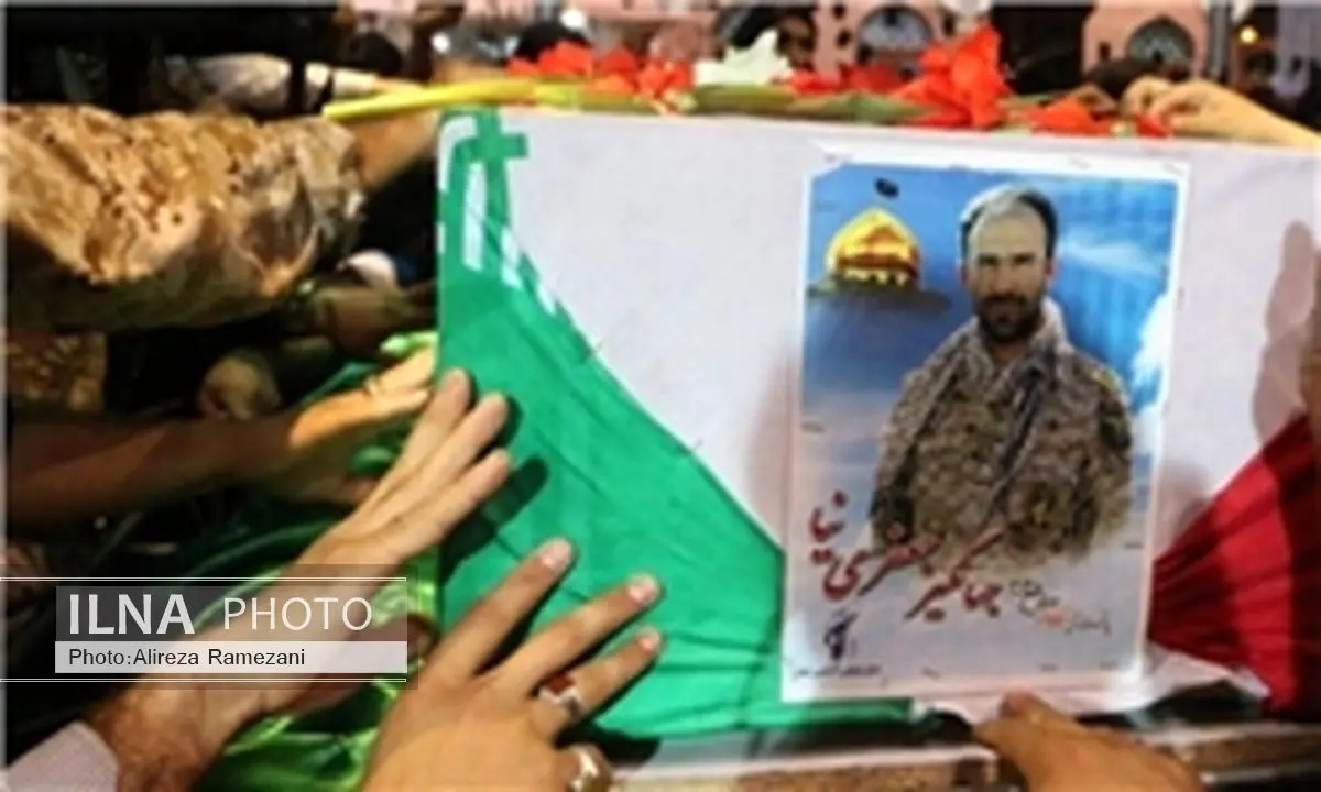 پیکر شهید جهانگیر جعفرینیا در رشت تشییع شد
