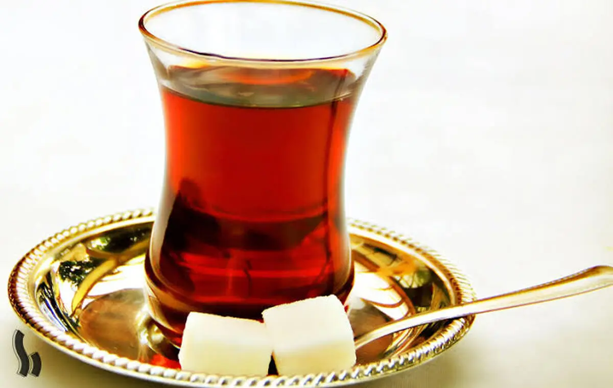 اگر ۳۰ روز چای را بدون قند بنوشید، چه اتفاقی برای بدن‌تان می‌افتد؟ + فیلم