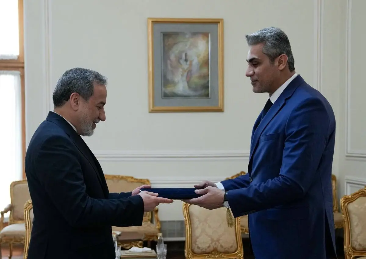  سفیر جدید عراق در ایران استوارنامه خود را تسلیم عراقچی کرد