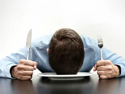 روزه تحمل گرسنگی نیست؛ راز روزه‌داری بدون ضعف چیست؟/ آیا روزه نوعی رژیم کم‌کالری است؟