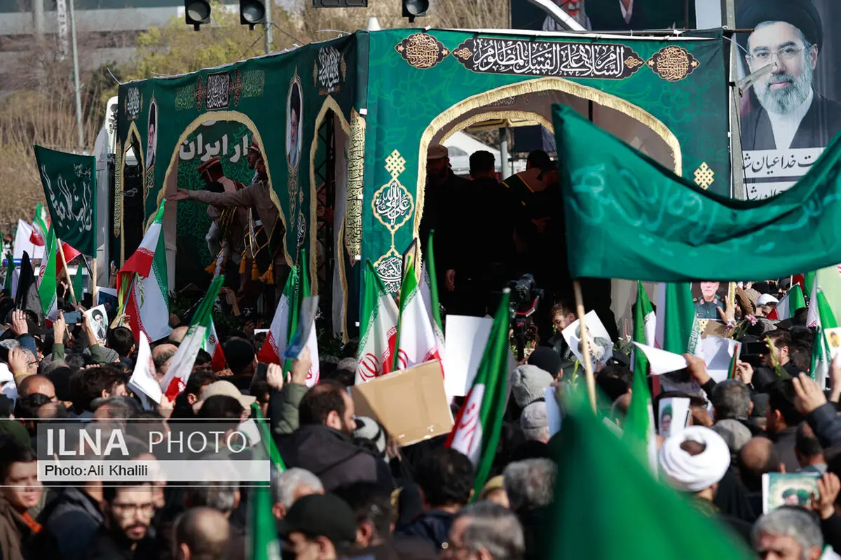 تقدیر از مردم به خاطر حضور حماسی در تشییع فرماندهان شهید
