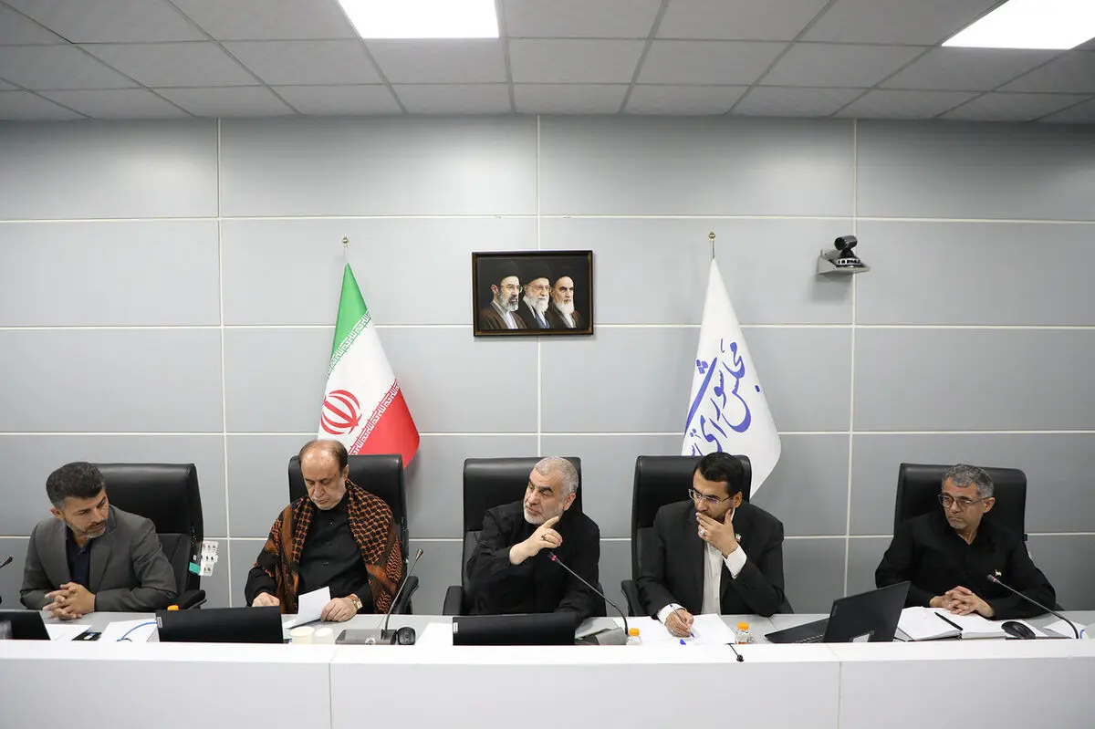 گودرزی: نمایندگان خواستار برخورد جدی با محتکران و گرانفروشان شدند