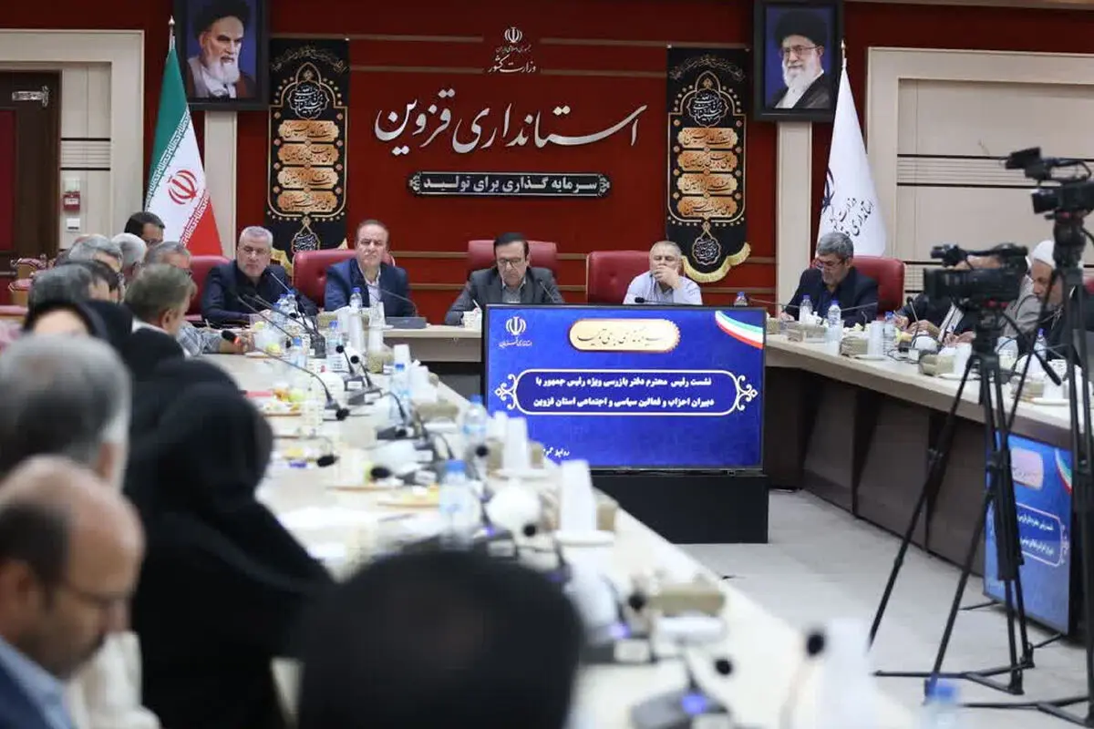 انتقاد بازرس ویژه ریاست‌جمهوری از فروش بنزین مخلوط شده با آب به رئیس‌جمهور/ پزشکیان با تاکسی به تبریز رفت