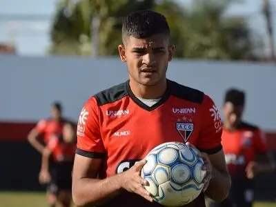 مشکل جونیور با پرسپولیس حل شد