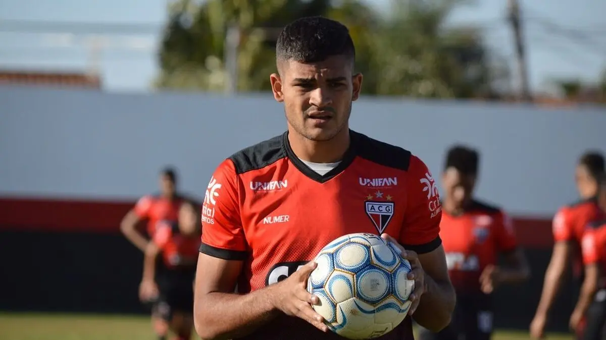 مشکل جونیور با پرسپولیس حل شد