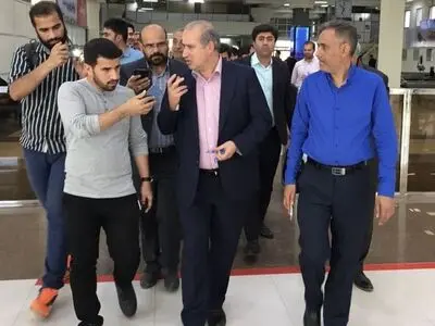 تاج: جامعه فوتبال در کنار سیل زدگان است